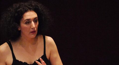 “Moving with Pina”,   trois solos de Cristiana Morganti - Critique sortie Danse Paris Théâtre de la Ville Les Abbesses