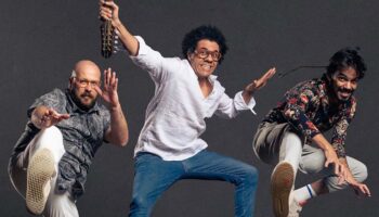L’expert de la mandoline Hamilton de Holanda et son trio en concert - Critique sortie Jazz / Musiques Paris Théâtre de la Ville
