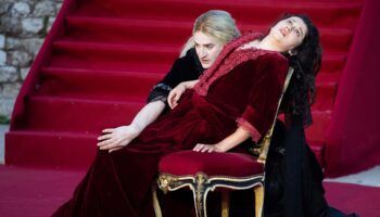 Muriel Mayette-Holtz propose une mise en scène radieuse de « Phèdre » - Critique sortie 