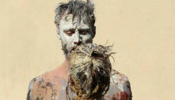 Le festival d’Alba-la-Romaine propose quelques pépites du cirque contemporain - Critique sortie Cirque Alba-la-Romaine La Cascade Pôle National Cirque