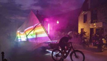 À Châlons, le festival « Furies » mêle cirque et art de rue pour un cocktail explosif - Critique sortie Cirque Châlons-en-Champagne Le Grand Jard