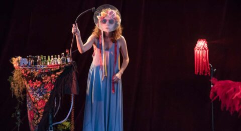 « Jubilä » de Leïla Martial, un spectacle plein d’inattendu entre clown, jazz et chant lyrique - Critique sortie Théâtre Paris _THEATRE SILVIA MONFORT