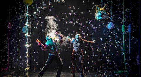 « Pinocchio créature » : Sophie Bricaire adapte le Pinocchio de Collodi aux questionnements d’aujourd’hui sur l’éducation des enfants. - Critique sortie Théâtre Paris Studio de la comédie française