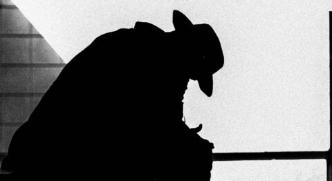 « Cyrano » rappeur, une épée acérée du Collectif Chapitre Treize - Critique sortie Avignon / 2025 Avignon Avignon Off. La Factory - Théâtre de L’Oulle