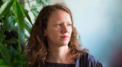 Les « Affaires familiales » d’Émilie Rousset explorent le droit familial dans une recherche documentaire et théâtrale. - Critique sortie Avignon / 2025 Villeneuve lez Avignon Festival d'Avignon. Chartreuse de Villeneuve-lez-Avignon