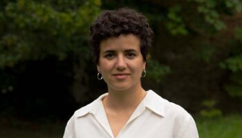 « Nous étions la forêt », une fiction documentée d’Agathe Charnet sur les écosystèmes forestiers. - Critique sortie Avignon / 2025 Avignon Avignon Off. Théâtre du Train Bleu