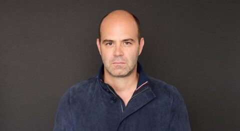 « Alexeï et Yulia », quand Gaëtan Vassart et Sabrina Kouroughli content la dernière nuit des époux Navalny. - Critique sortie Avignon / 2025 Avignon Avignon Off. Théâtre des Halles