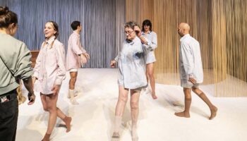 « Annette », l’intense récit de vie d’une femme condensé et mis en scène par Clémentine Colpin. - Critique sortie Avignon / 2025 Avignon Avignon Off. Théâtre des Doms