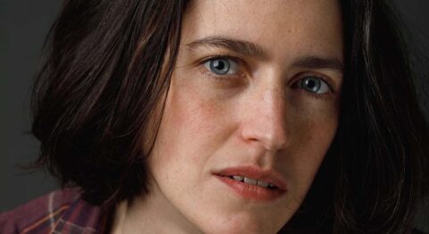 Marie Benati monte « Bérénice » en version bilingue franco-arabe en aiguisant les rapports de force. - Critique sortie Avignon / 2025 Avignon Avignon Off. Théâtre du balcon