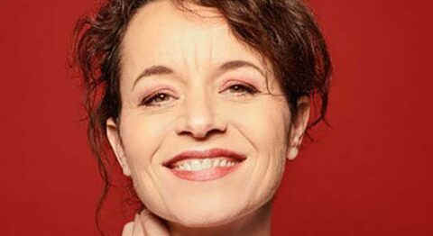 « Ce que j’appelle oubli » de Laurent Mauvignier, une grande source d’humanité pour un monde qui en manque. - Critique sortie Avignon / 2025 Avignon Avignon Off. Le 11 · Avignon