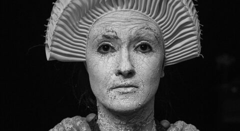 Judith Desse invente « COLETTE chambre 212 », un cri chorégraphique pour les invisibles des Ehpad - Critique sortie Avignon / 2025 Avignon Avignon Off. L'Entrepôt