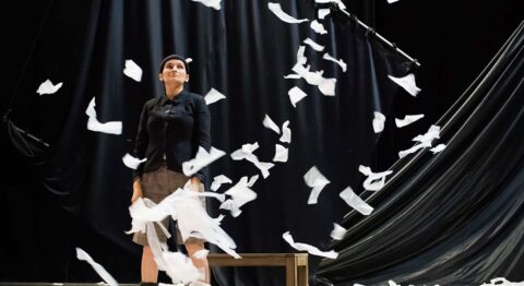 « Deux rien » : un voyage entre vide et imaginaire porté par le duo complice Clément Belhache et Caroline Maydat. - Critique sortie Avignon / 2025 Avignon Avignon Off. La Scierie