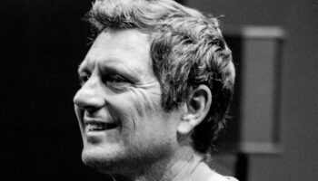 Éric Bouvron dévoile une reine d’Égypte aux multiples facettes dans « Cléopâtre – La Reine Louve ». - Critique sortie Avignon / 2025 Avignon Avignon Off. Théâtre du Chêne Noir
