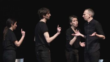 « Je badine avec l’amour » : une parodie des romances hétéro de notre jeunesse - Critique sortie Avignon / 2025 Avignon Avignon Off. Les Hivernales CDCN