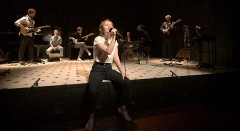 Stéphane Varupenne et Sébastien Pouderoux réinventent Gainsbourg entre théâtre et musique. - Critique sortie Avignon / 2025 Avignon Avignon Off. La Scala Provence