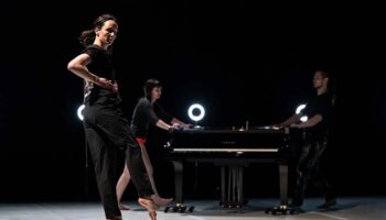 Liberté et contrainte dans la performance de « Lignes# » par la compagnie Cats&nails - Critique sortie Avignon / 2025 Avignon Avignon Off. La Manufacture