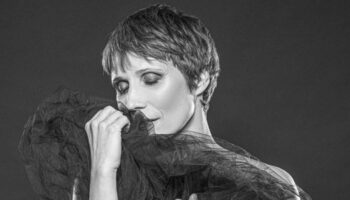 « Love, Linda • La vie de Mrs Cole Porter », de Broadway à Avignon dans les valises d’Isabelle Georges et Tristan Petitgirard. - Critique sortie Avignon / 2025 Avignon Avignon Off. Théâtre du Chêne Noir