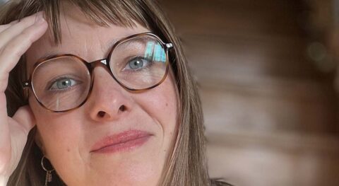 Hervé Blutsch, Benoît Lambert et Maïanne Barthès imaginent « Théâtre mode d’emploi », un séminaire portatif qui démonte les clichés sur le théâtre. - Critique sortie Avignon / 2025 Avignon Avignon Off. Le 11. Avignon