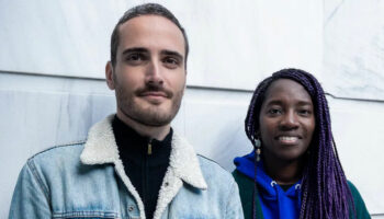 Penda Diouf et Anthony Thibault font entendre des « Récits de jeunesse » - Critique sortie  Avignon