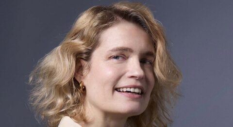 Thierry Harcourt met en scène « L’Amant » d’Harold Pinter, le jeu dangereux d’un couple au bord du déclin qui revire vers l’espoir. - Critique sortie Avignon / 2025 Avignon Avignon Off. Théâtre du Chêne Noir