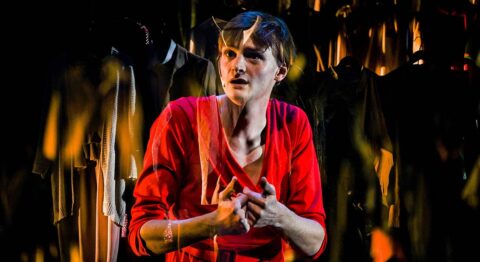 « La Sœur de Jésus-Christ » d’Oscar de Summa traverse le patriarcat avec la rage d’un western poétique. - Critique sortie Avignon / 2025 Avignon Avignon Off. Théâtre des Doms