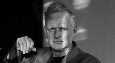 Thomas Ostermeier présente une version contemporaine du « Canard sauvage » d’Ibsen, entre mensonge et vérité - Critique sortie Avignon / 2025 Avignon Opéra Grand Avignon