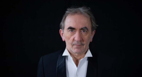 « À la recherche de La Recherche », une exploration de l’intime menée par Jean-Jacques Vanier. - Critique sortie Avignon / 2025 Avignon Avignon Off. Théâtre Le Petit Chien