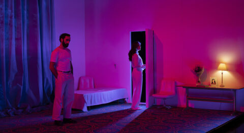 « Ce pays qui nous était destiné » d’Aurore Paris et Vincent Menjou-Cortès, la prégnance du ressentiment - Critique sortie Avignon / 2025 Avignon Avignon Off. Le 11 · Avignon