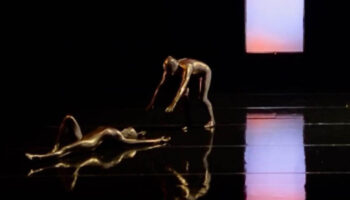 « La Chair de l’Objet » de David Drouard : entre science et danse fiction. - Critique sortie Avignon / 2025 Avignon La Scierie Le Hangar