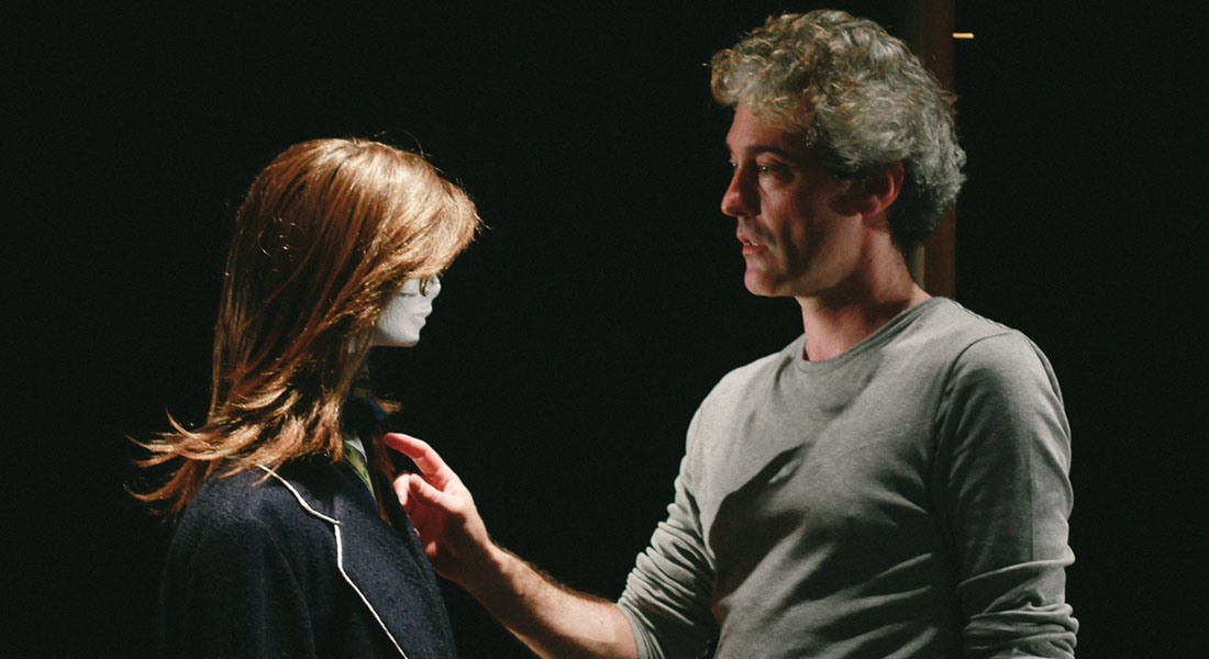 Reprenant « Les garçons et Guillaume à table ! » de Guillaume Gallienne, Patrice Mincke trace un chemin vers l’acceptation de soi - Critique sortie Avignon / 2025 Avignon Avignon Off. Théâtre des Gémeaux