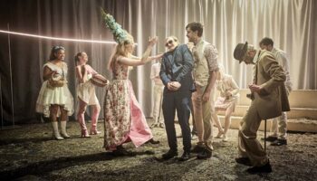 « Le Conte d’hiver » mis en scène par Agathe Mazouin et Guillaume Morel - Critique sortie Théâtre Paris Théâtre 13 Bibliothèque