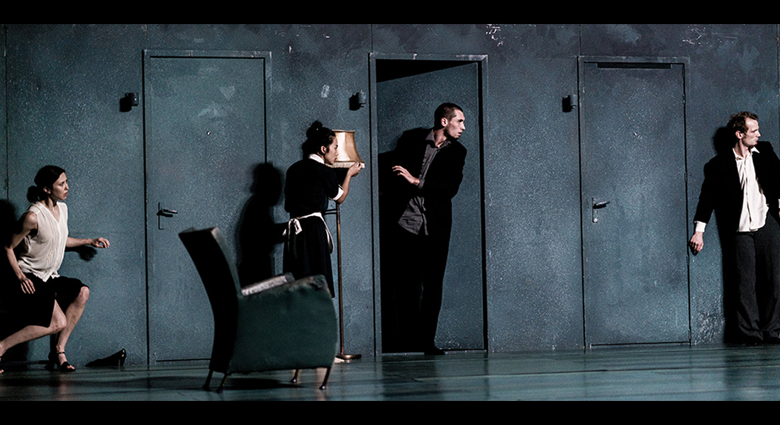 Avec « Diptych : The missing door and The lost room », Peeping Tom nous embarque sur le bateau de l’angoisse - Critique sortie Théâtre Paris Théâtre du Rond Point