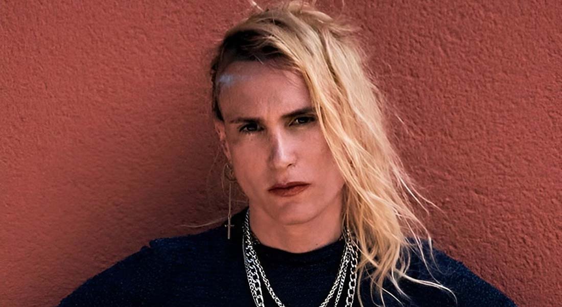 « Portrait de Rita » et « Jag et Johnny » , deux « stand-ups tristes » de l’autrice et metteuse trans Laurène Marx - Critique sortie Théâtre Paris Théâtre Ouvert - Centre national des dramaturgies contemporaines