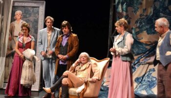 Léna Bréban adapte et met en scène « La Folle Journée ou Le Mariage de Figaro » - Critique sortie Théâtre Paris La Scala Paris