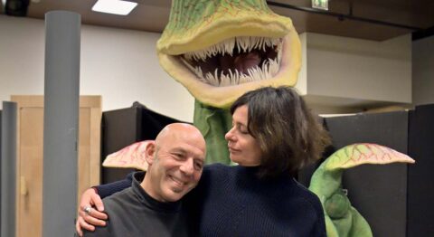 Le duo d’artistes formé par Christian Hecq et Valérie Lesort met en scène « La Petite Boutique des horreurs » - Critique sortie Théâtre Paris Théâtre de la Porte Saint-Martin