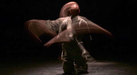 Dans(e) la lumière : La Fondation EDF éclaire la danse et l’art contemporain pendant trois mois - Critique sortie Danse Paris Fondation EDF