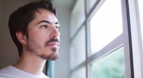 Guillaume Barbot, met pour la première fois en scène une pièce de théâtre : « Juste la fin du monde » de Jean-Luc Lagarce - Critique sortie Théâtre Vitry-sur-Seine _THEATRE JEAN VILAR DE VITRY