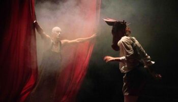 « Hourvari » Marie Molliens met le désordre dans son « cirque-théâtre » - Critique sortie Cirque Pau