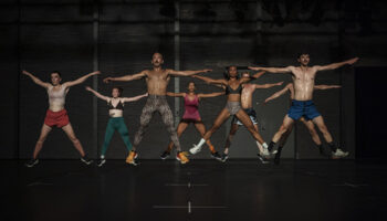 Le fascinant THE DOG DAYS ARE OVER de Jan Martins reprend la route - Critique sortie Danse Valence La Comédie de Valence