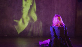 Maksym Teteruk crée « L’Inassouvissement » de Stanisław Ignacy Witkiewicz avec Magdalena Malina dans le rôle-titre - Critique sortie Théâtre Paris Théâtre du Chariot