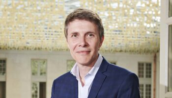 À la Cité, tout en résonances et expériences, Paul Rondin fait vivre une fête foraine des mots, une fête foraine de la langue - Critique sortie  Villers-Cotterêts Cité internationale de la langue française - château de Villers-Cotterêts