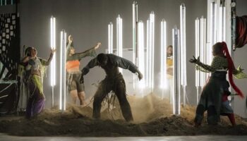 Le nigérien Qudus Onikeku crée « TERRAPOLIS » - Critique sortie Danse Noisiel La Ferme du Buisson