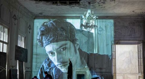 Kirill Serebrennikov réinvente Shakespeare dans Hamlet / Fantômes : une grande réussite ! - Critique sortie Théâtre Paris Théâtre du Châtelet