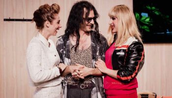 Aurore Fattier nous présente un  » Dindon » truffé d’éclats de rire insolents et iconoclastes - Critique sortie Théâtre saint denis CDN Théâtre Gérard Philipe