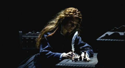 Chloé Dabert nous offre avec « Marie Stuart » de Friedrich Von Schiller un spectacle de très haute tenue - Critique sortie Théâtre saint denis Théâtre Gérard Philipe