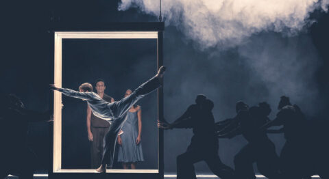 « Racines »,  une traversée chorégraphique en trois temps, où la danse se fait mémoire, matière et questionnement - Critique sortie Danse Paris Opéra national de Paris - Opéra Bastille