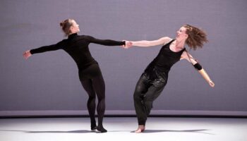 « Tordre », œuvre manifeste de Rachid Ouramdane qui tord le cou aux idées reçues sur la danse - Critique sortie Danse Paris Chaillot Théâtre national de la Danse / CND