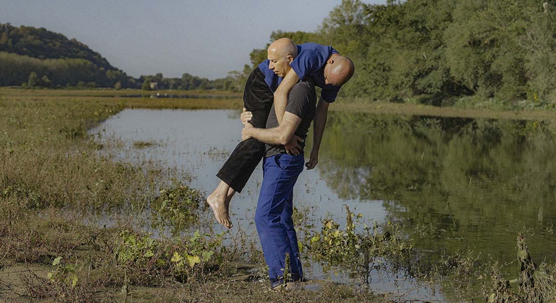 « Une île de danse » par Yvann et Doria Belanger, un film qui voyage au cœur de la création, de la rencontre artistique - Critique sortie 