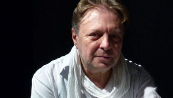 Alain Batis crée « Pluie dans les cheveux » de Tarjei Vesaas, une errance nocturne autour de l’adolescence et du sentiment amoureux - Critique sortie Théâtre Paris Théâtre de l’Epée de Bois