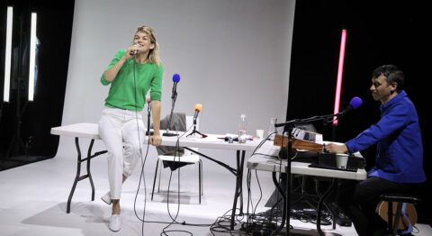 Emmanuel Noblet dirige Marie-Sophie Ferdane et Olivier Marguerit dans « Barbara (par Barbara) », un petit bijou ! - Critique sortie Théâtre Paris Théâtre du Rond Point